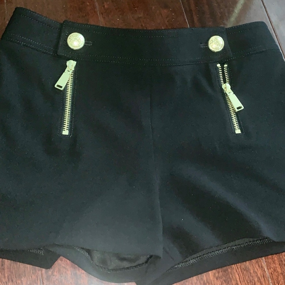 Express Shorts (00)